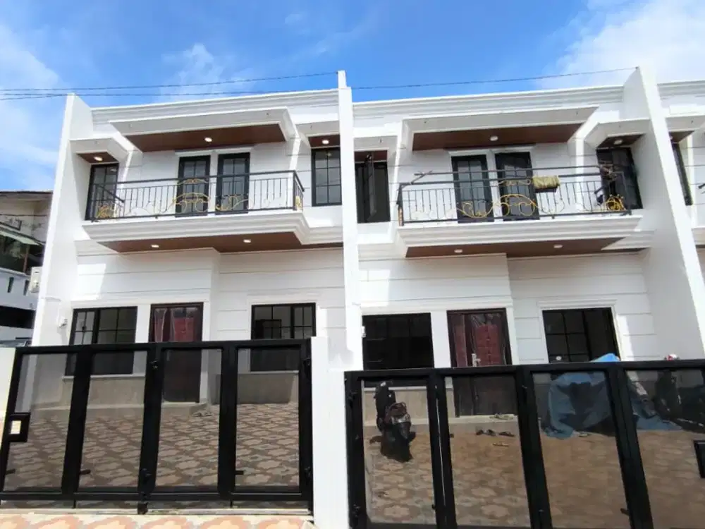 Dijual Rumah Mewah 2 Lantai Siap Huni Tanah Lega Lokasi Dekat RS Karunia Asih Jatiwaringin