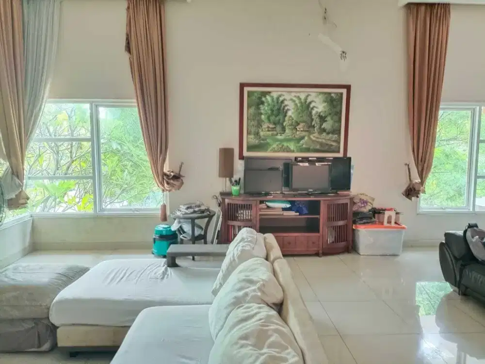 RUMAH BINTARO JAYA TANGERANG SELATAN LINGKUNGAN ASRI