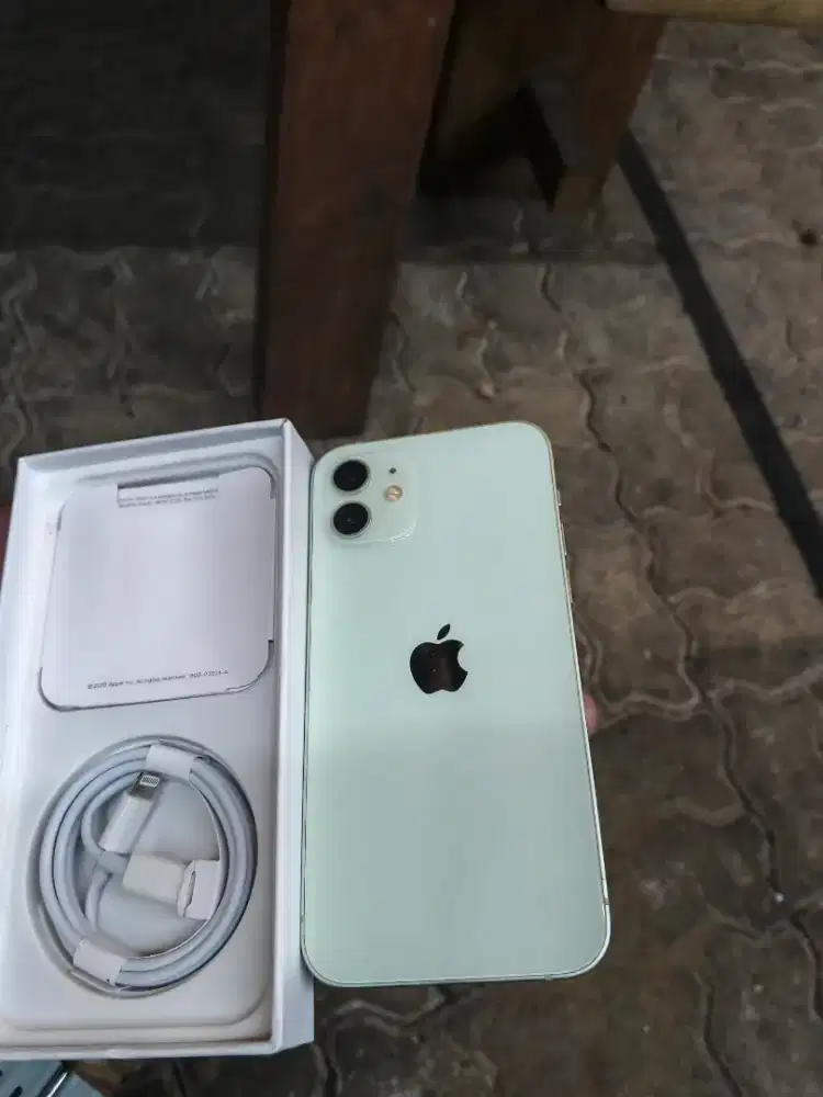 iphone 12 128gb lebih baik