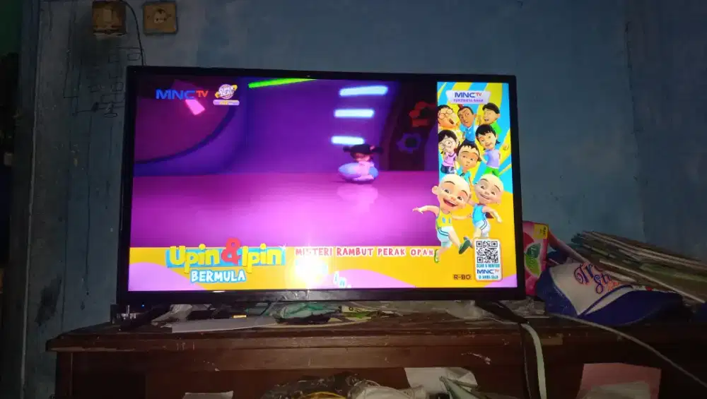 Jual LED merk weyon 32 inch masih bagus tanpa kardus