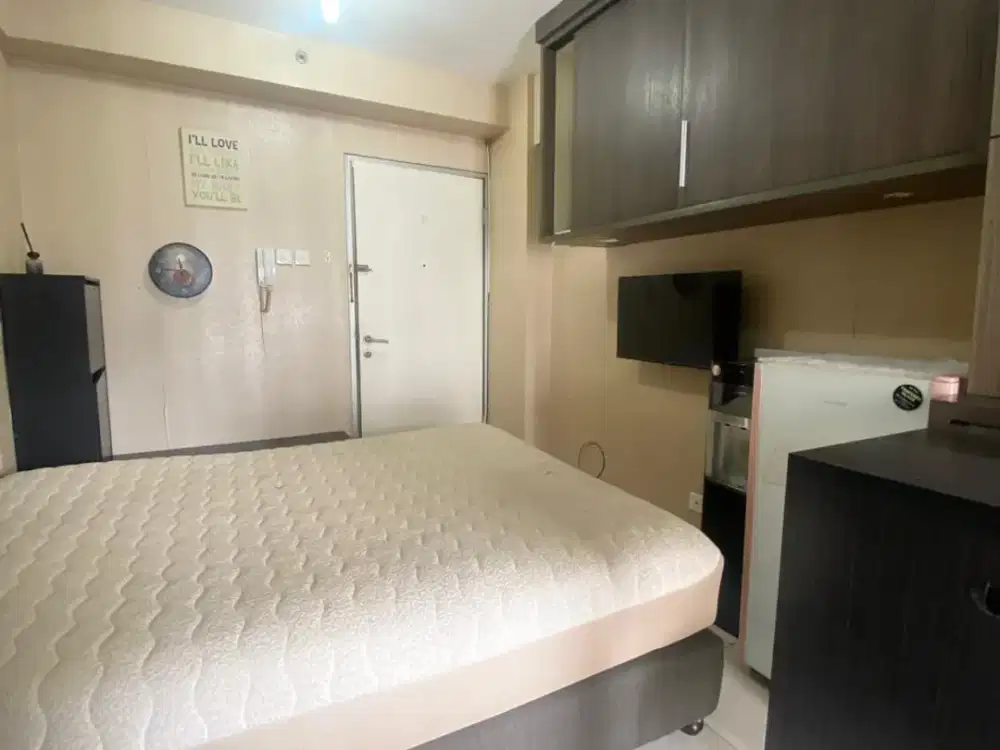 Apartemen Green Bay di Pluit Tipe Studio Full Furnished View ke Kolam Uk. 21 M2