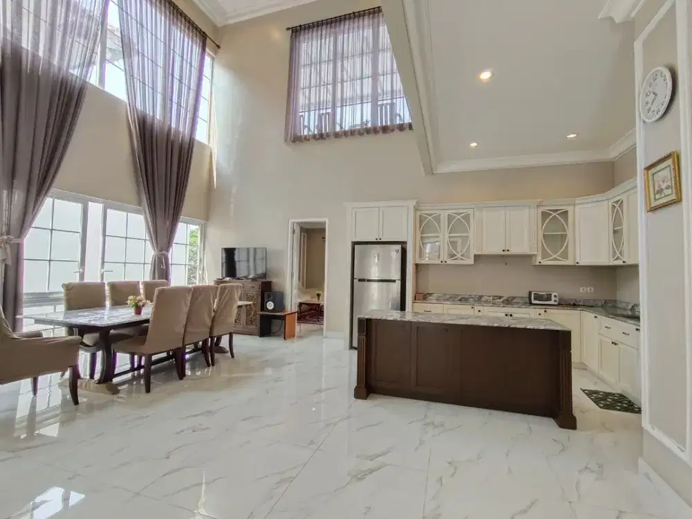 Rumah mewah dengan private pool Sentul Bogor