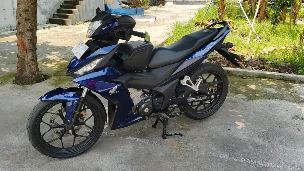 Supra GTR 2018 Moonlight blue