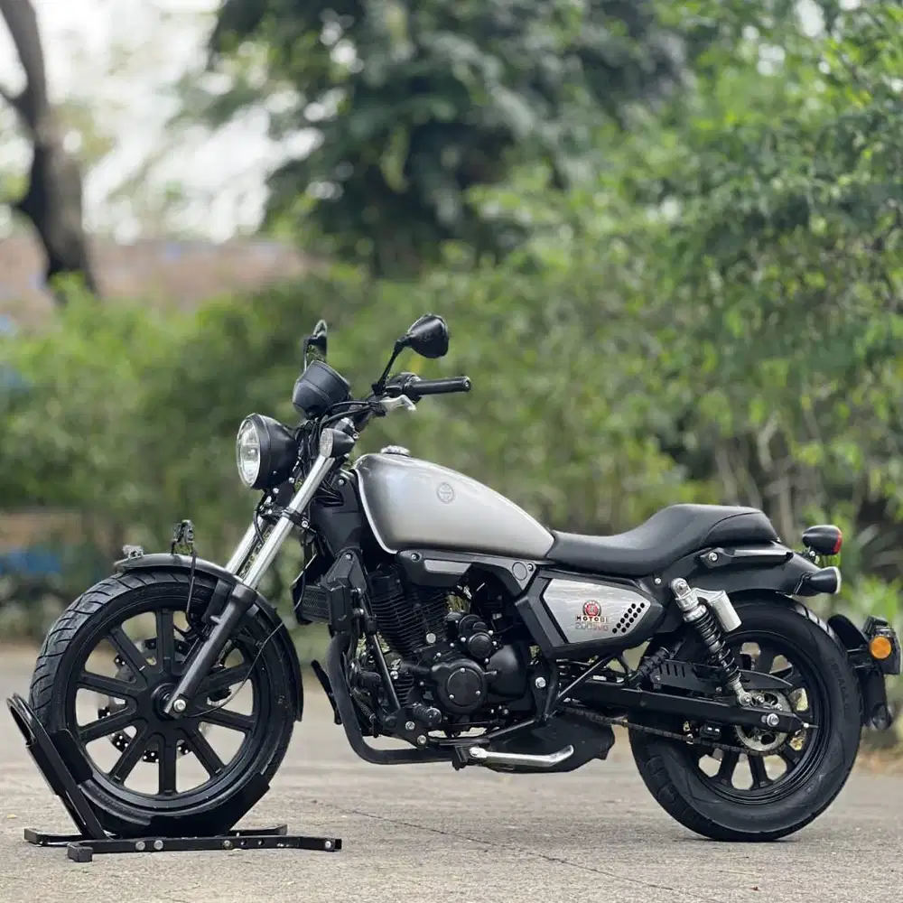 BENELLI MOTOBI 200 EVO GREY 2019 KM 10K PAJAK PANJANG KAYAK BARU