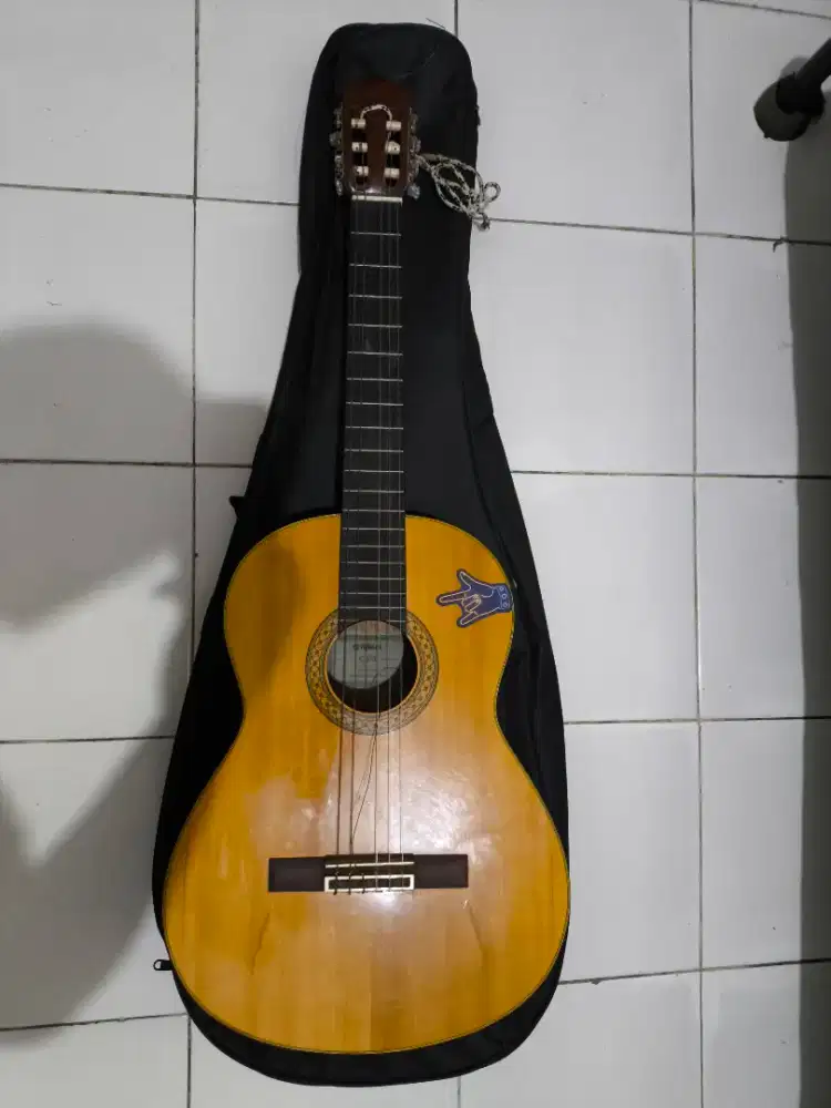 Gitar Yamaha ORI C370