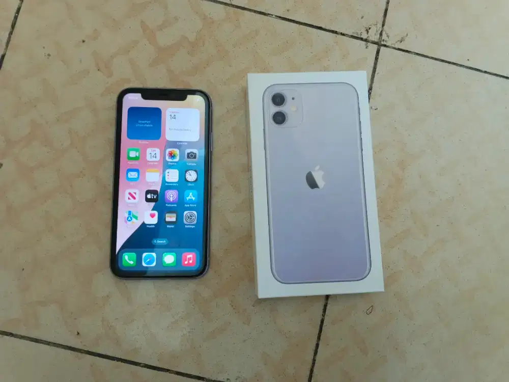 Iphone 11 128gb selayknya baruu