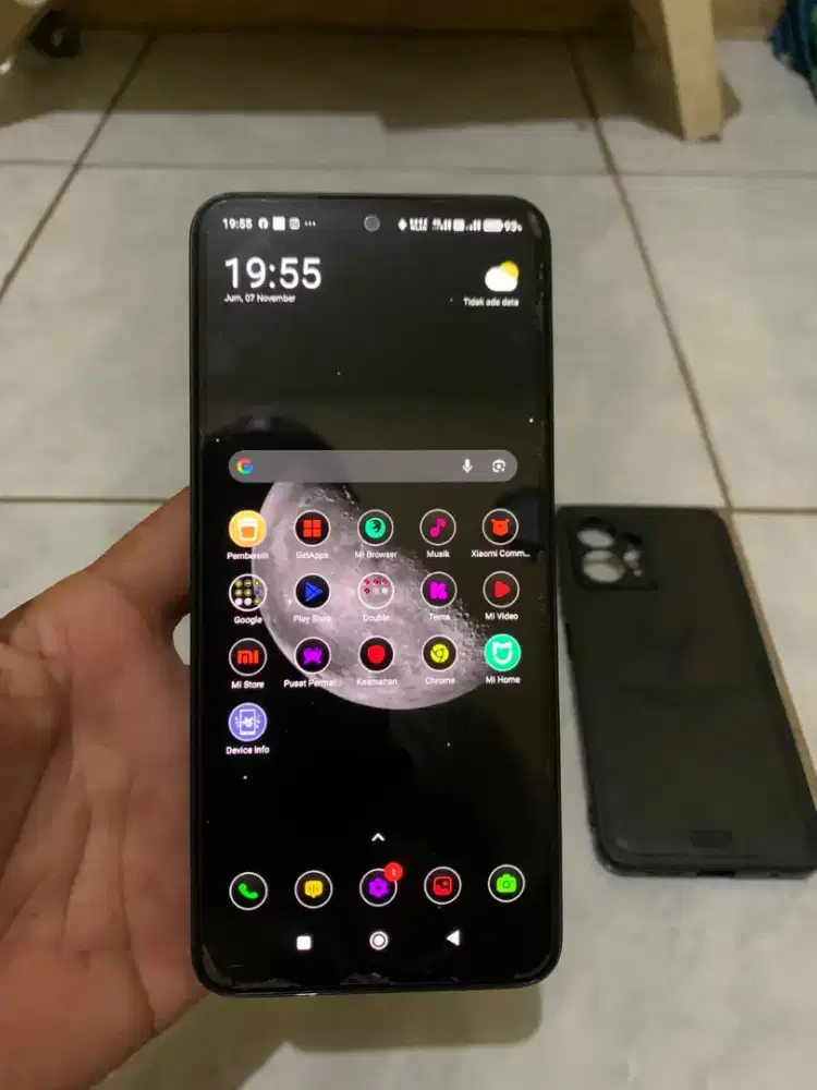 Xiaomi Redmi Note 12. 8/256.