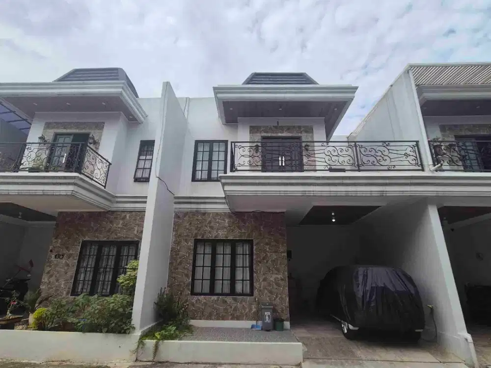 Dijual Rumah 3 Lantai Dekat Tol Cimanggis