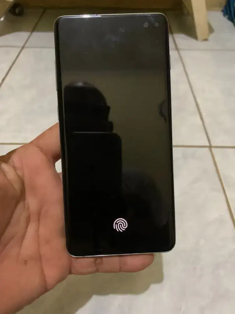 Samsung galaxy S10 plus. 8/128.