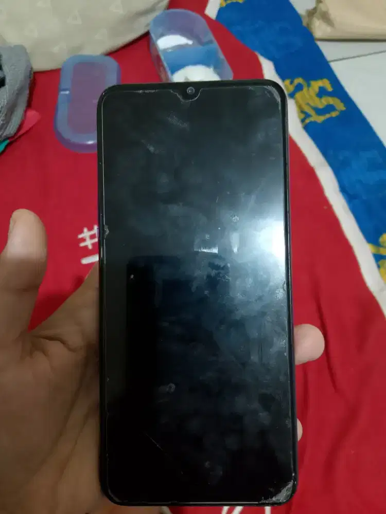 realme 5 minus tombol on off ..