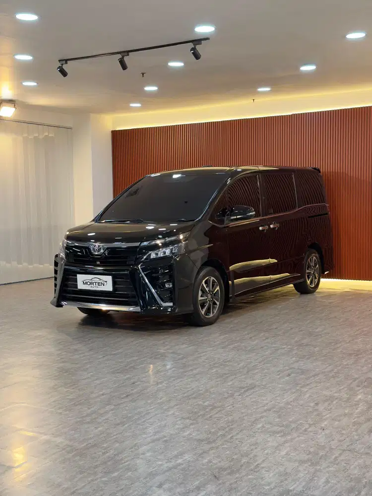 Toyota Voxy 2.0 2019 odo 50 Ribuan