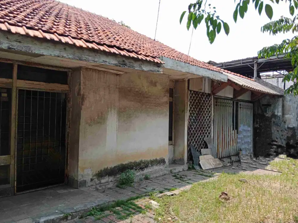 disewakan murah rumah luas raya rungkut selangkah ke merr,transmart,kampus upn, universitas terbuka cocok resto cafe bengkel toko gudang expedisi indomaret alfa