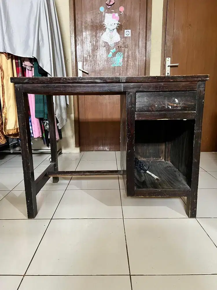 Meja Komputer Kayu Mulus Panjang 1 Meter