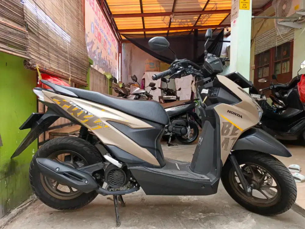 KM 1RB HONDA BEAT STREET 2025 BLN 3 BS TT 2024 HRG PAS DI CILEDUG ORI