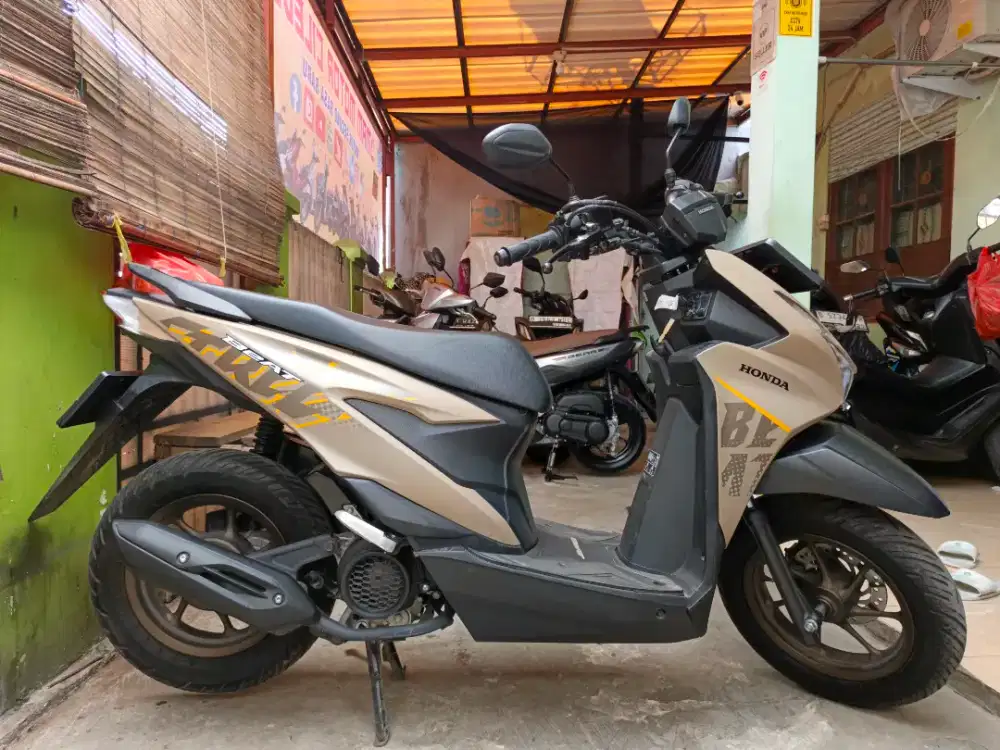 KM 1RB HONDA BEAT STREET 2025 BLN 3 BS TT 2024 HRG PAS DI CILEDUG ORI