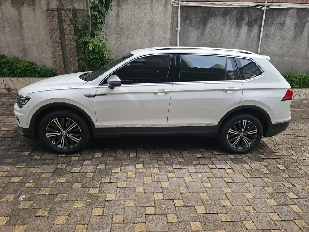 Volkswagen Tiguan Allspace 2020 Bensin
