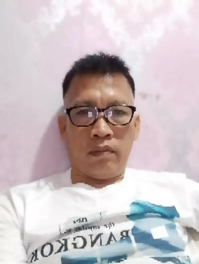 mencari lowker driver pribadi atau kerja ap saja yg penting halal..