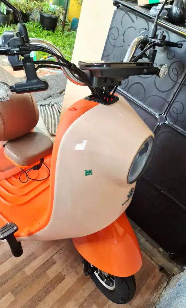 Motor listrik roda 3