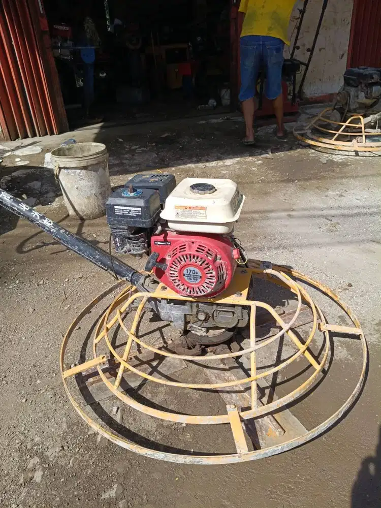 Jual Mesin Trowel Second Kondisi Masih Mulus Siap Pakai