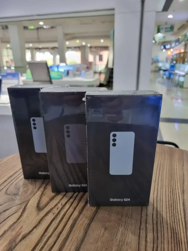 SAMSUNG GALAXY S24 8/256 READY STOCK GARANSI RESMI NEW SEGEL