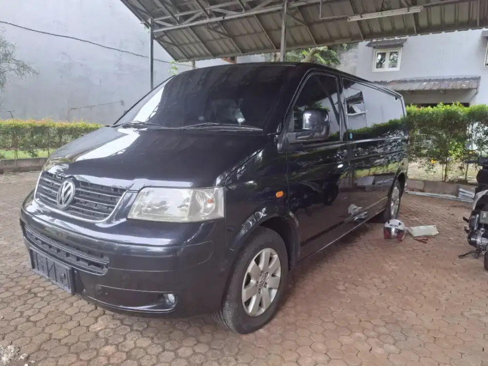 Dijual Cepat VW Caravelle 2.5 TDI T 5 th 2006