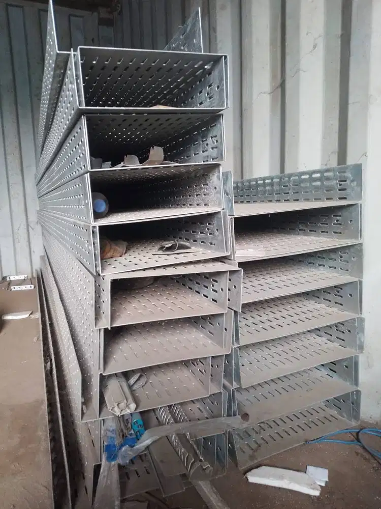 Kabel Tray Traytec Type U 300 x 100 mm