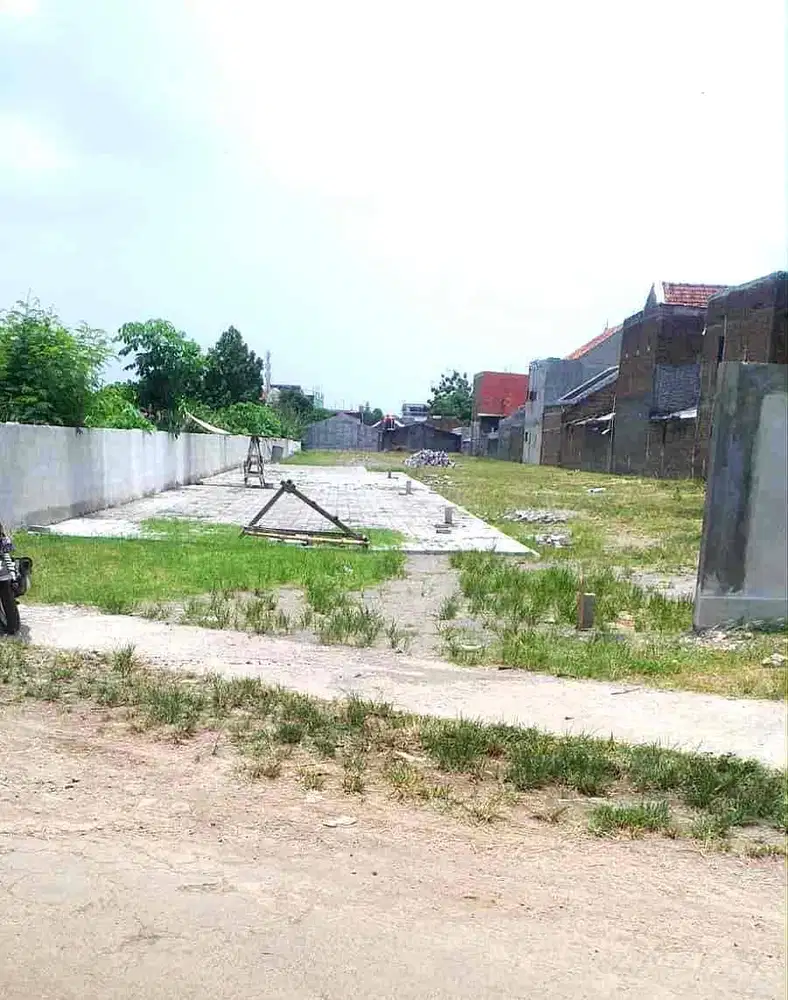 Di Jual Tanah murah di Timur Luwes. One Gate Sistem Hanya 10 Unit