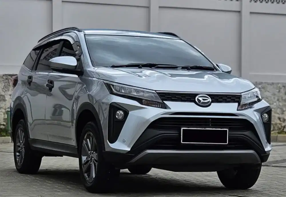 Daihatsu Terios R MT 2025