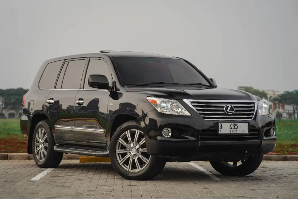 Bonus Plat SeHarga Ratusan Juta Lexus LX570 Sport Luxury 2011