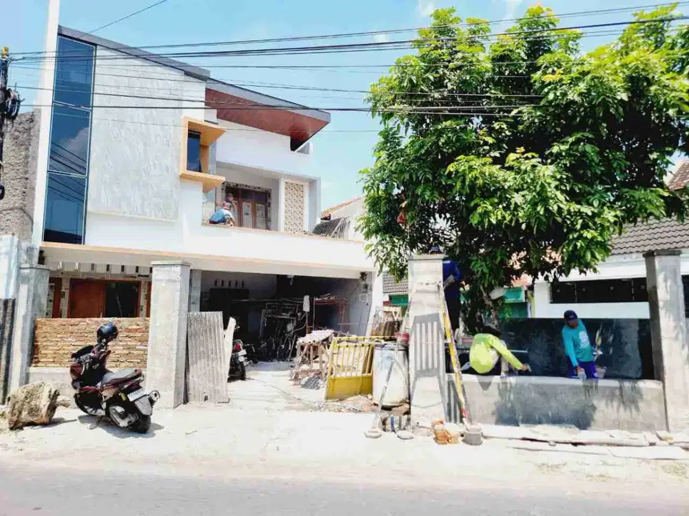 rumah new area fajar indah dekat exit tol colomadu solo