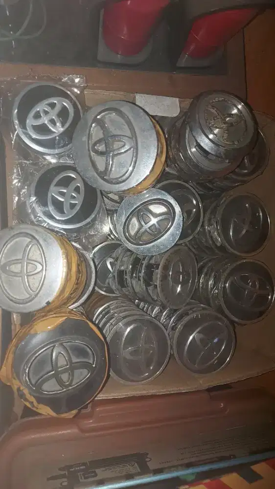 Dop original bawaan mobil kondisi copotan