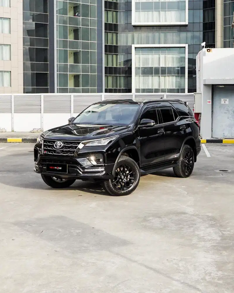 TOYOTA FORTUNER 2.8 GR SPORT THN 2022