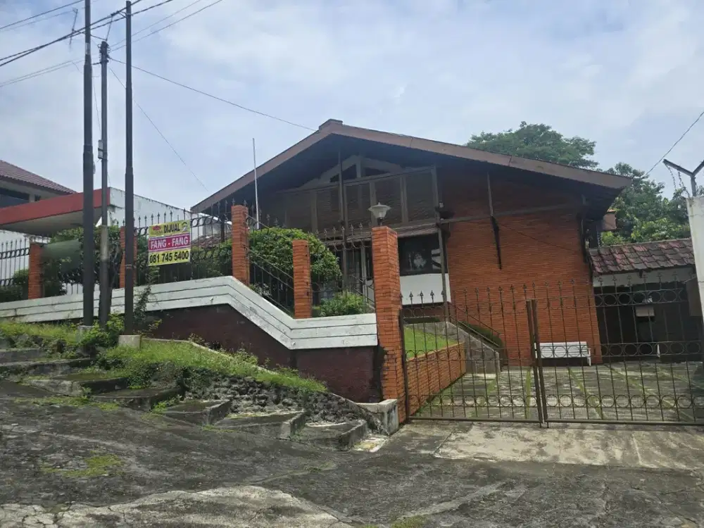 Dijual Rumah Mewah Bebas Banjir Di Jl. Taman Dieng Semarang