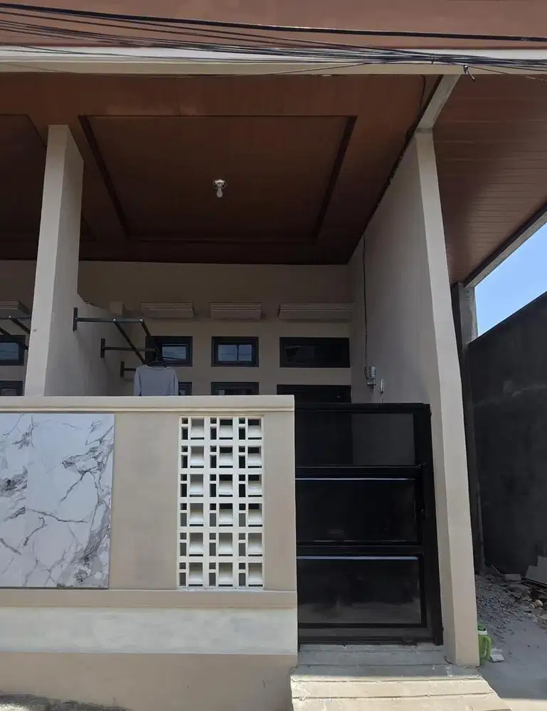 DI KONTRAKAN RUMAH BANGUNAN BARU TAHUNAN CILINCING KALIBARU