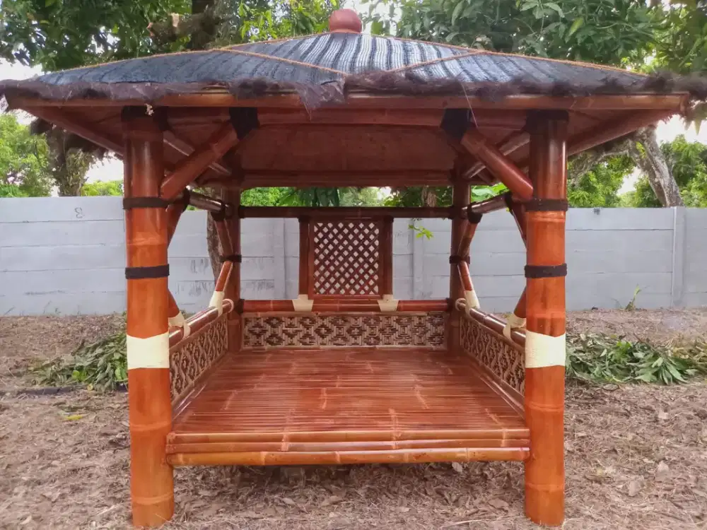 Gazebo bambu minimali