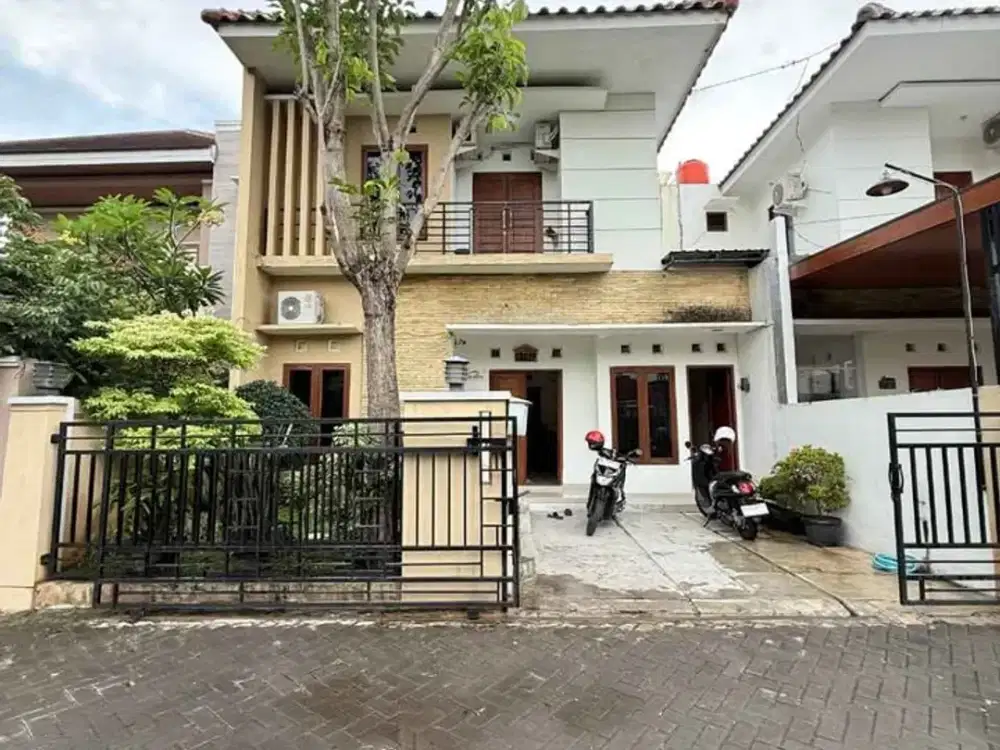 RUMAH CANTIK 2 LANTAI FULL FURNISHED DALAM KOTA UMBULHARJO