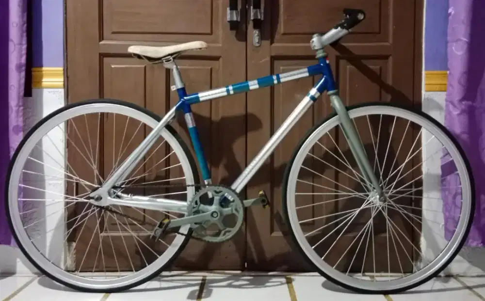 Sepeda Fixie 700X23C