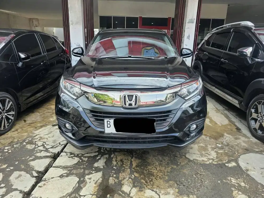 Honda HRV E AT ( Matic ) 2019 Hitam Km 64rban Plat ganjil Siap pakai