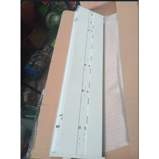 Kap Lampu RM 2x36 Philips Philips