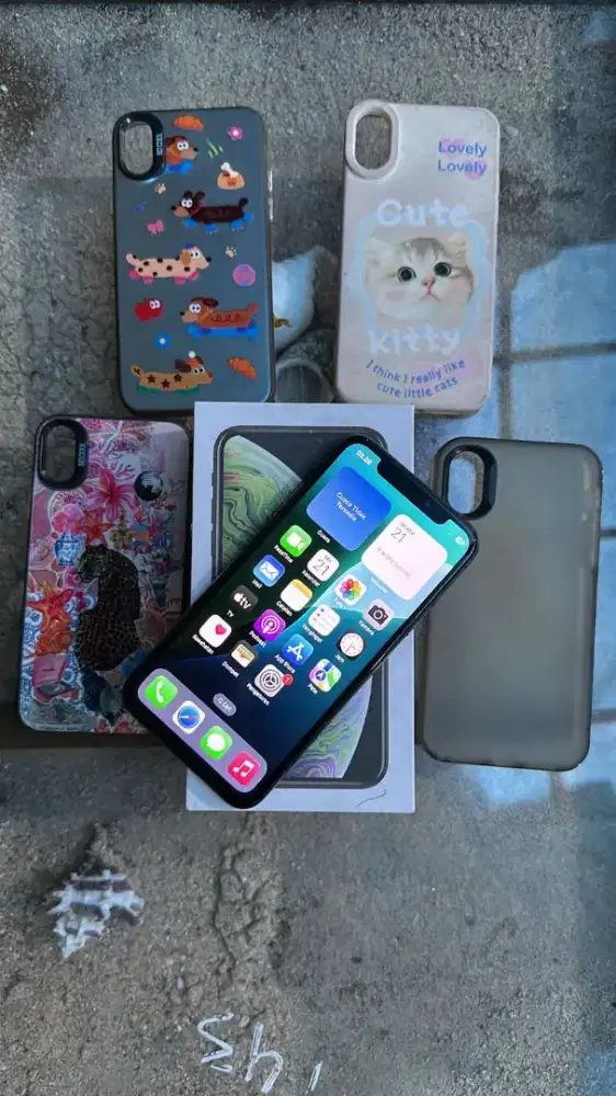 I phone xs 256gb fullset