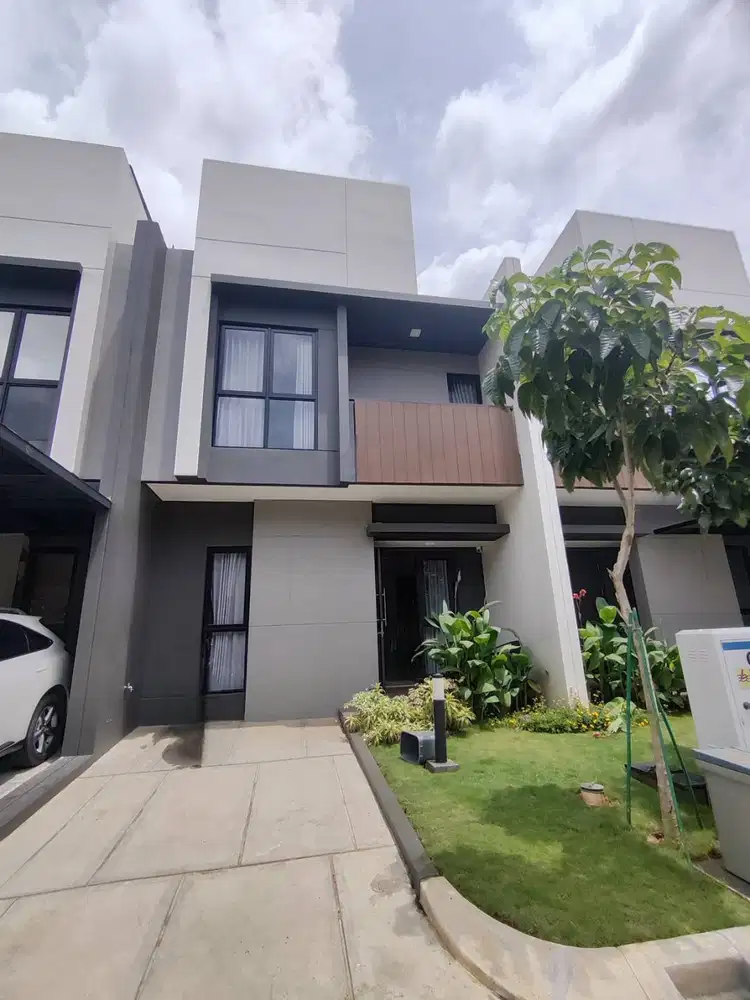 Dijual Rumah Cantik Lingkungan Nyaman di Cluster Regia SCG, Bekasi