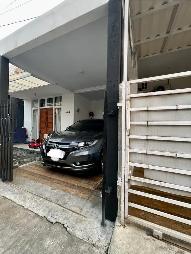 Hrv Prestige 1.8 low km 40ribuan