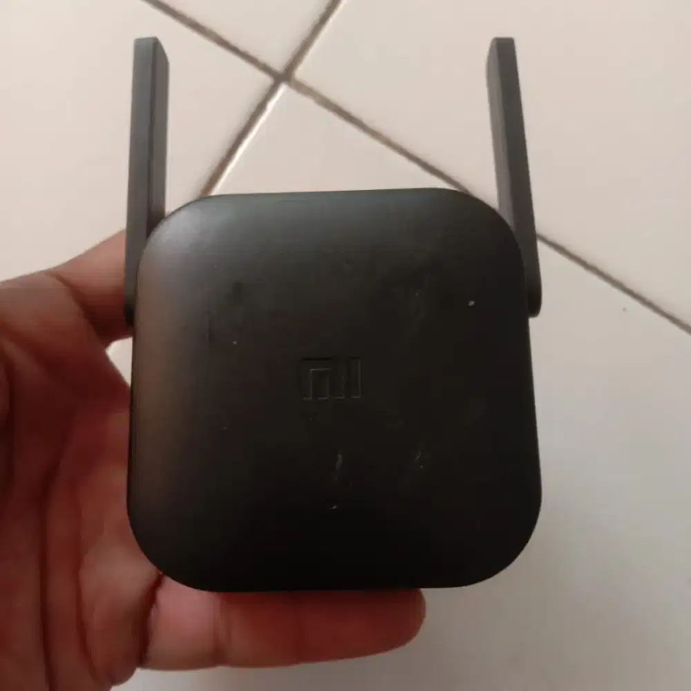 Xiaomi Mi Extender Pro, repeater penguat sinyal Wi-Fi. Normal