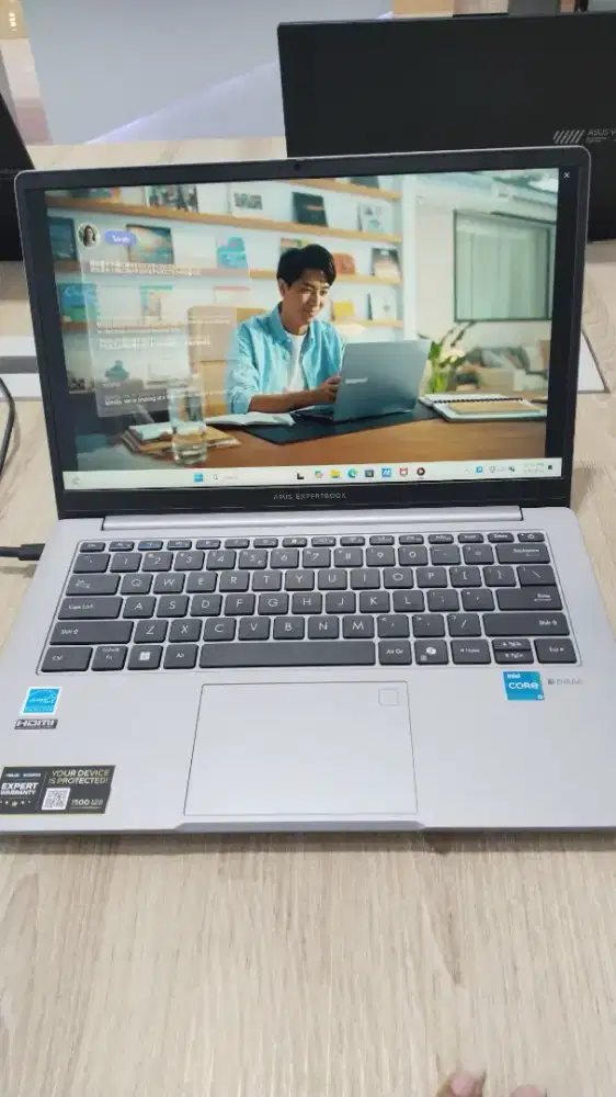 Expertbook i3 cicilan tanpa kartu kredit