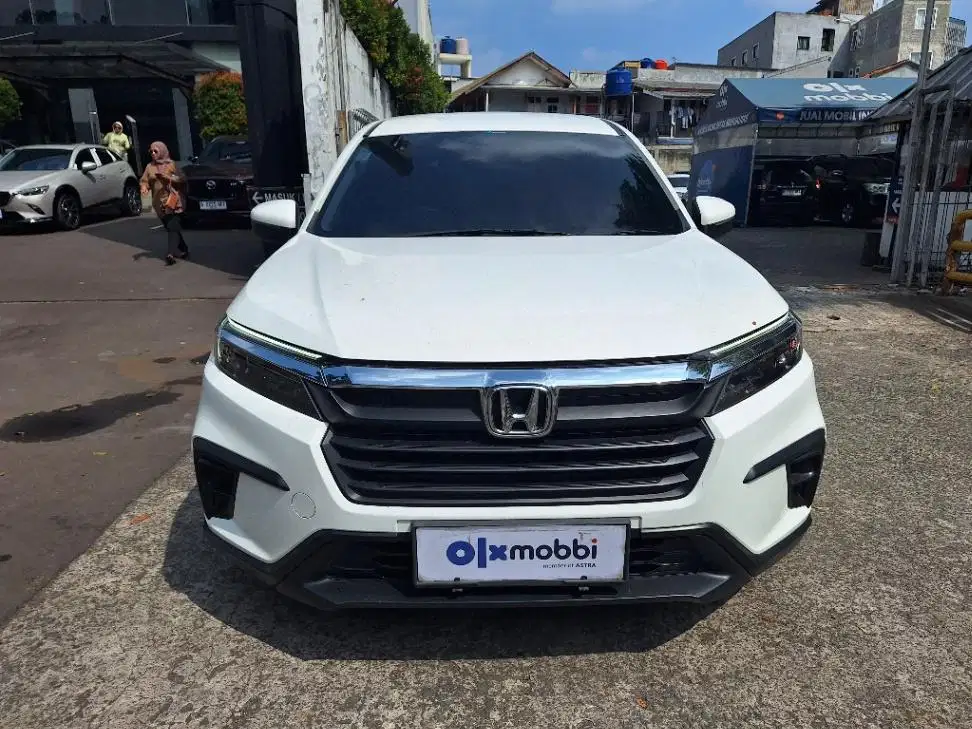 LOW DP Honda BR-V 1.5 S Bensin-MT 2023 FBF