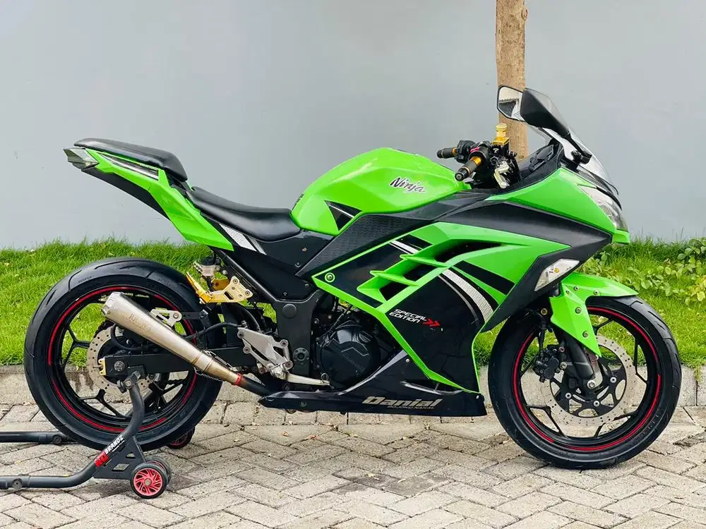 Kawasaki ninja250fi hijau SE 2013 ninja 250fi SE ninja250 fi SE ninja