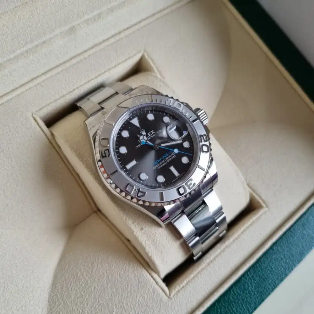 BNIB Rolex yachmaster 2019