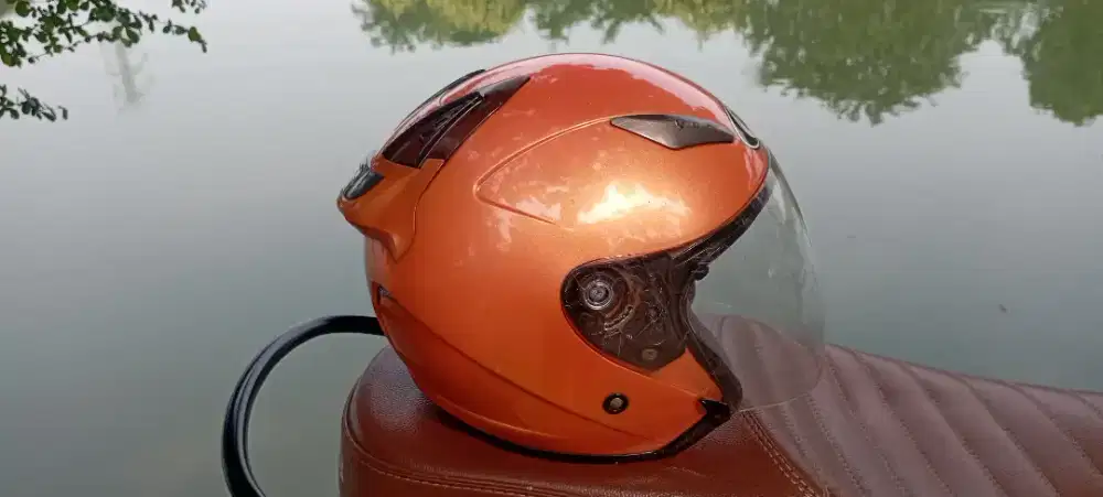 Dijual Cepat 175rb  Helm KYT  Size L Fit XL Kondisi Sesuai Di foto