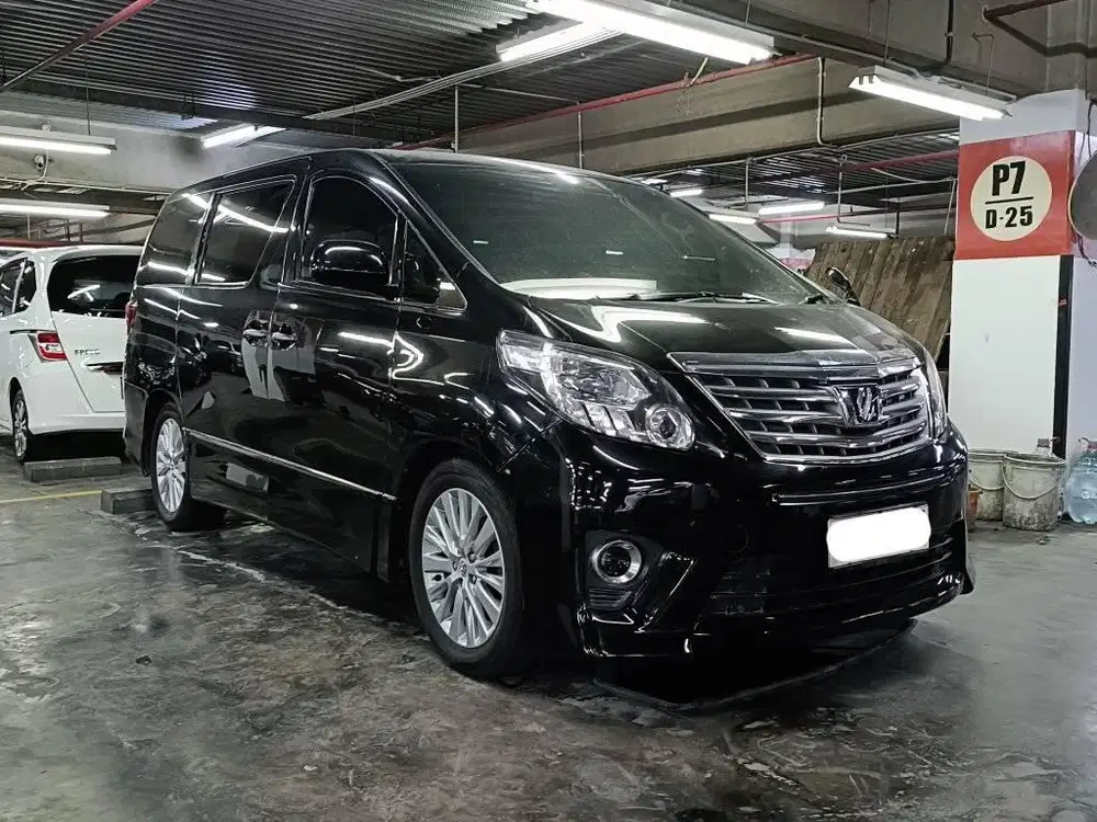 Alphard SC 2.4 AT 2013