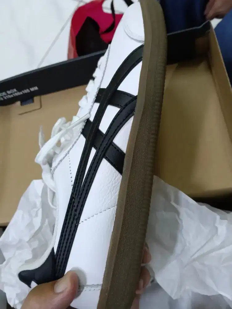 ONITSUKA TIGER MADE IN INDONESIA